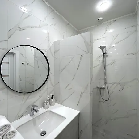 Modern Apartment, 100M To Opera Lviv Exterior photo