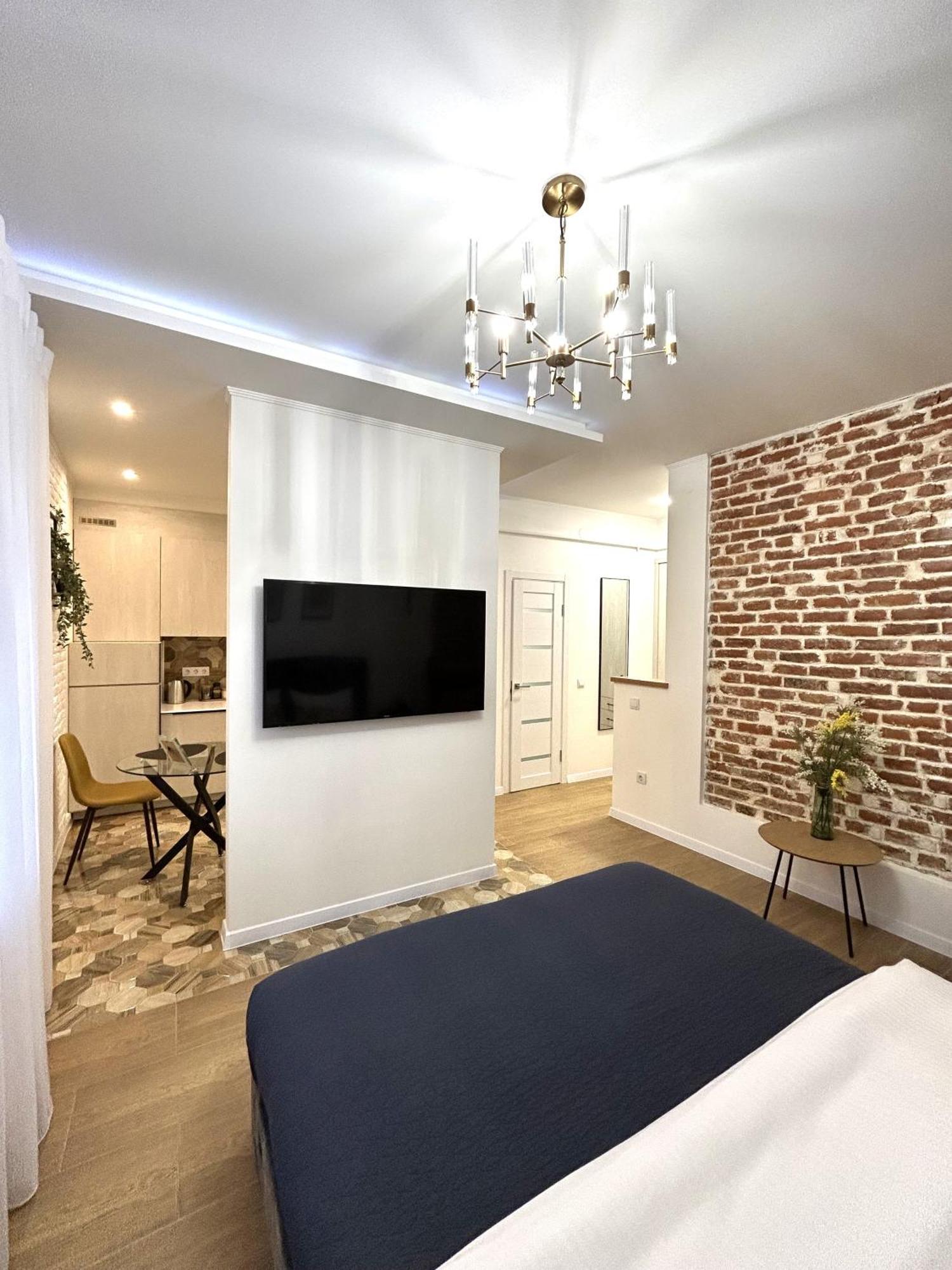 Apartment Modern Apartment, 100m To Opera *